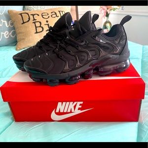 Nike air vapormax plus